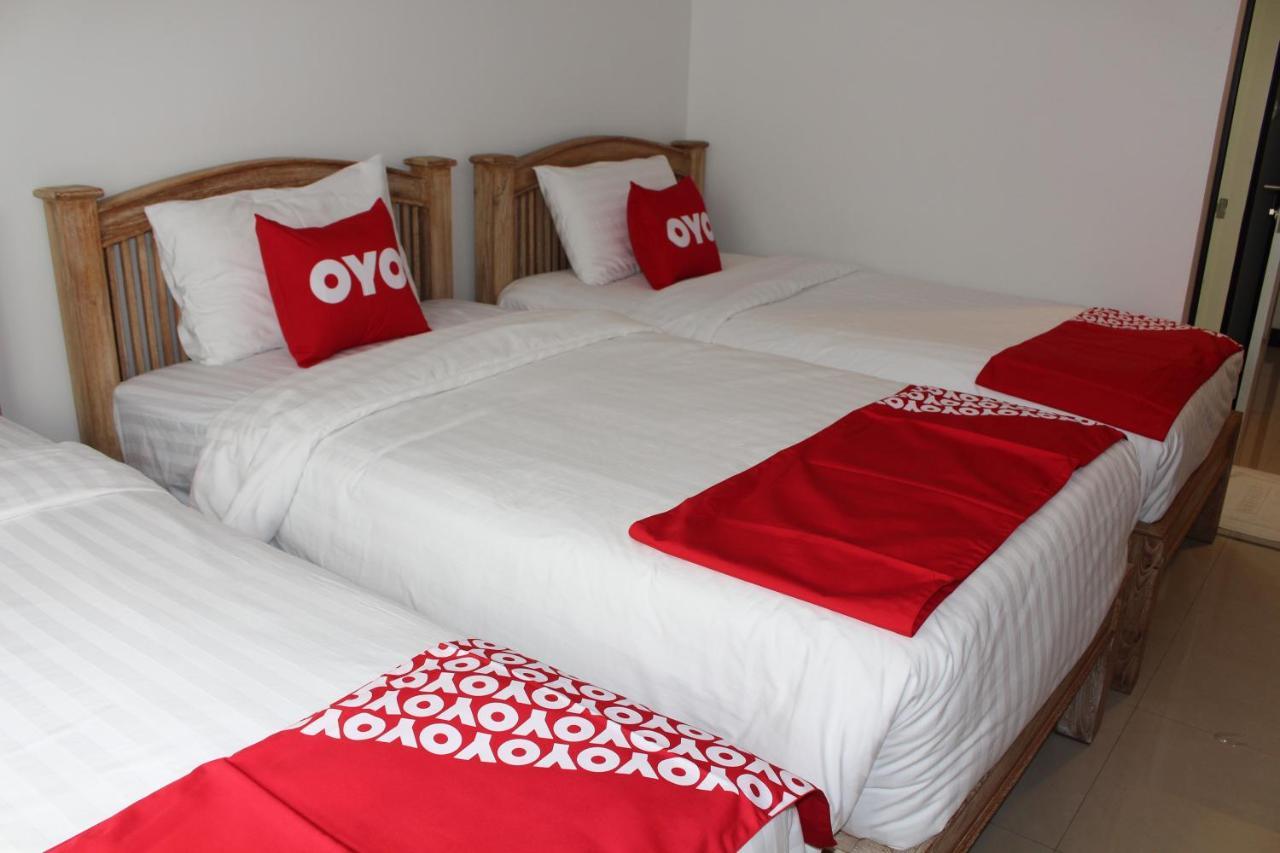 Oyo 75409 Premium The Family Hotel Чиангмай Екстериор снимка